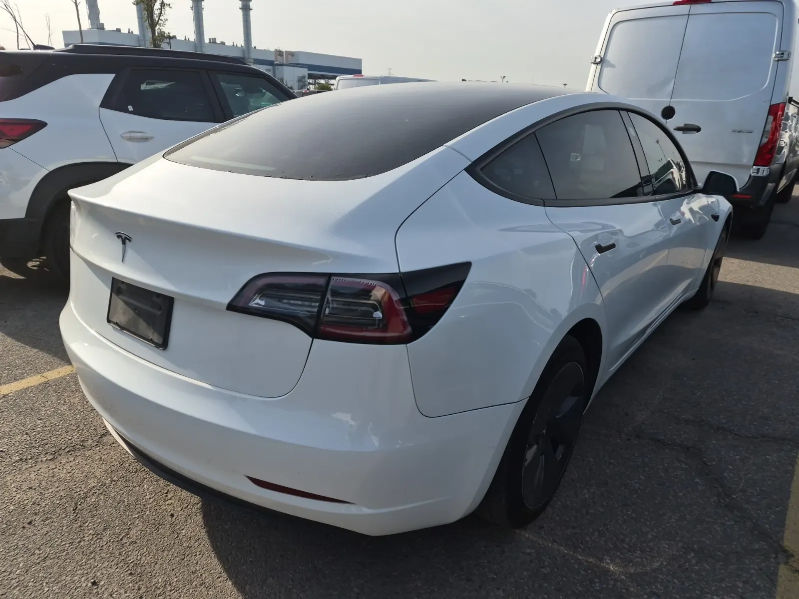 Passenger Rear 3/4 Photo