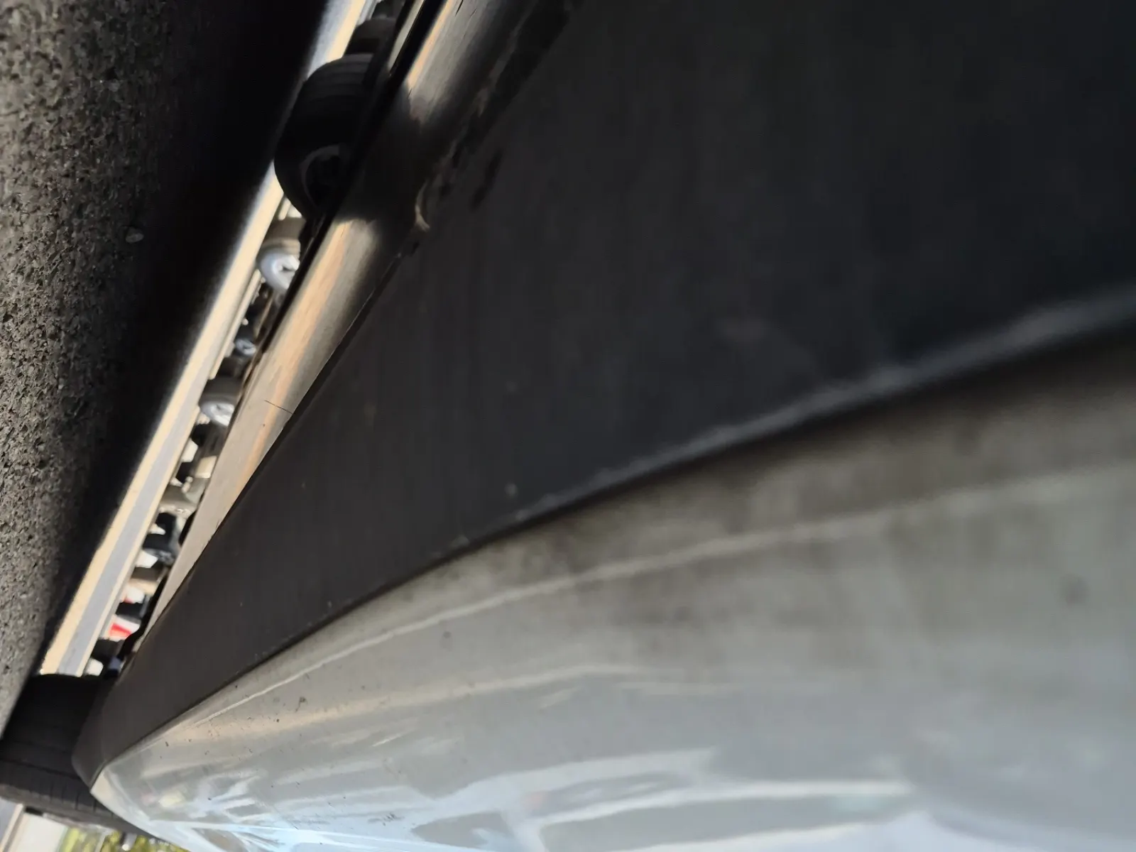 Undercarriage - Driver Photo