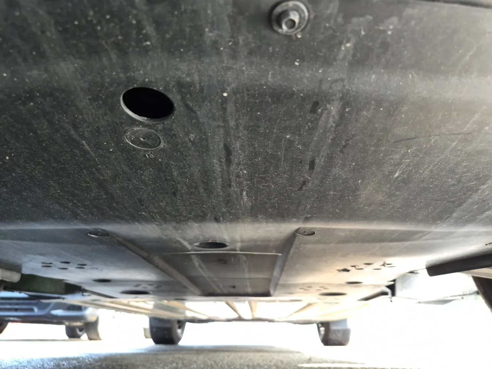 Undercarriage - Front Photo