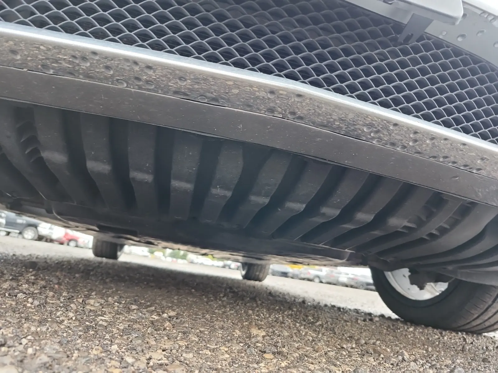 Undercarriage - Front Photo