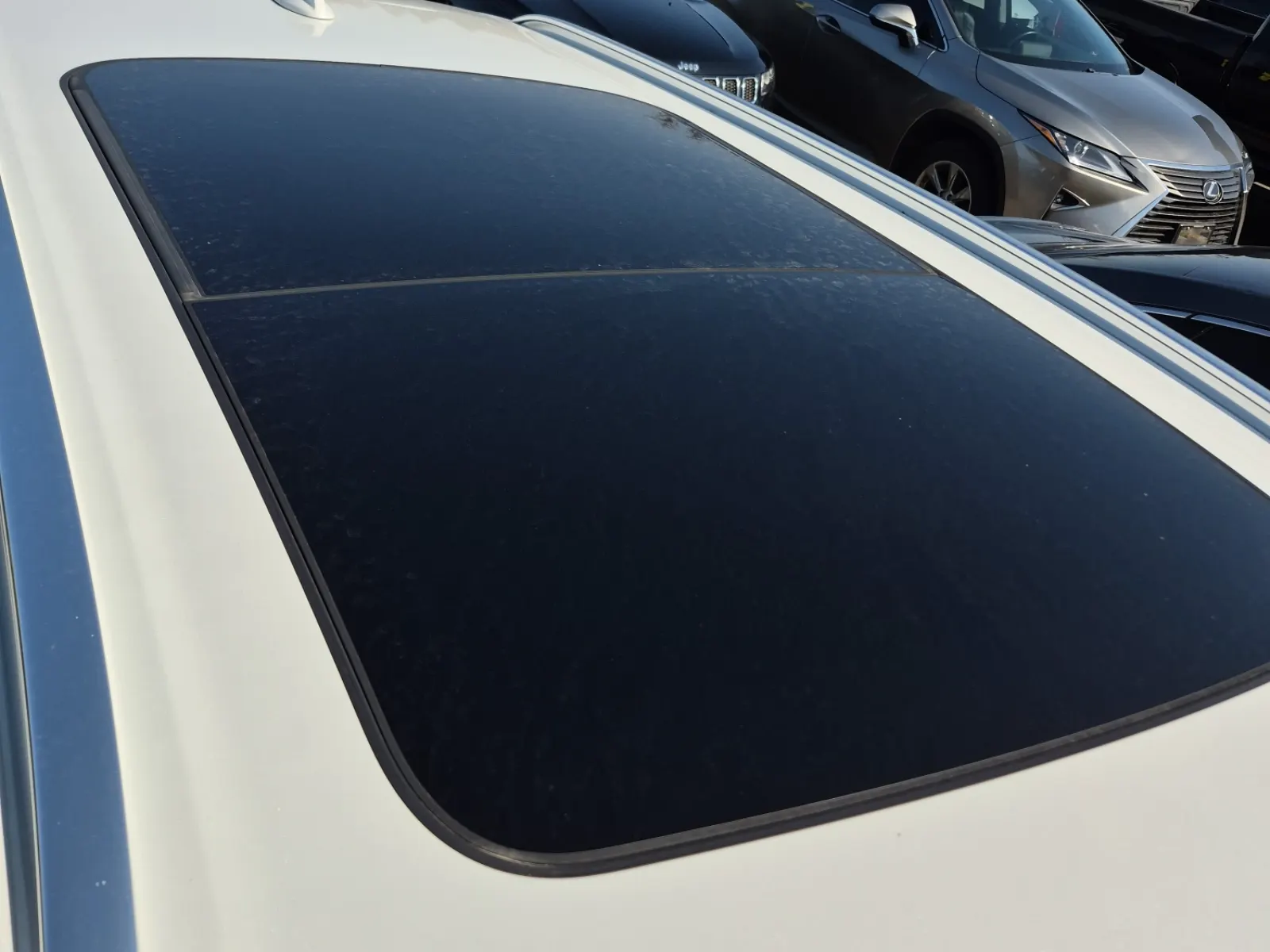 Exterior Roof Photo