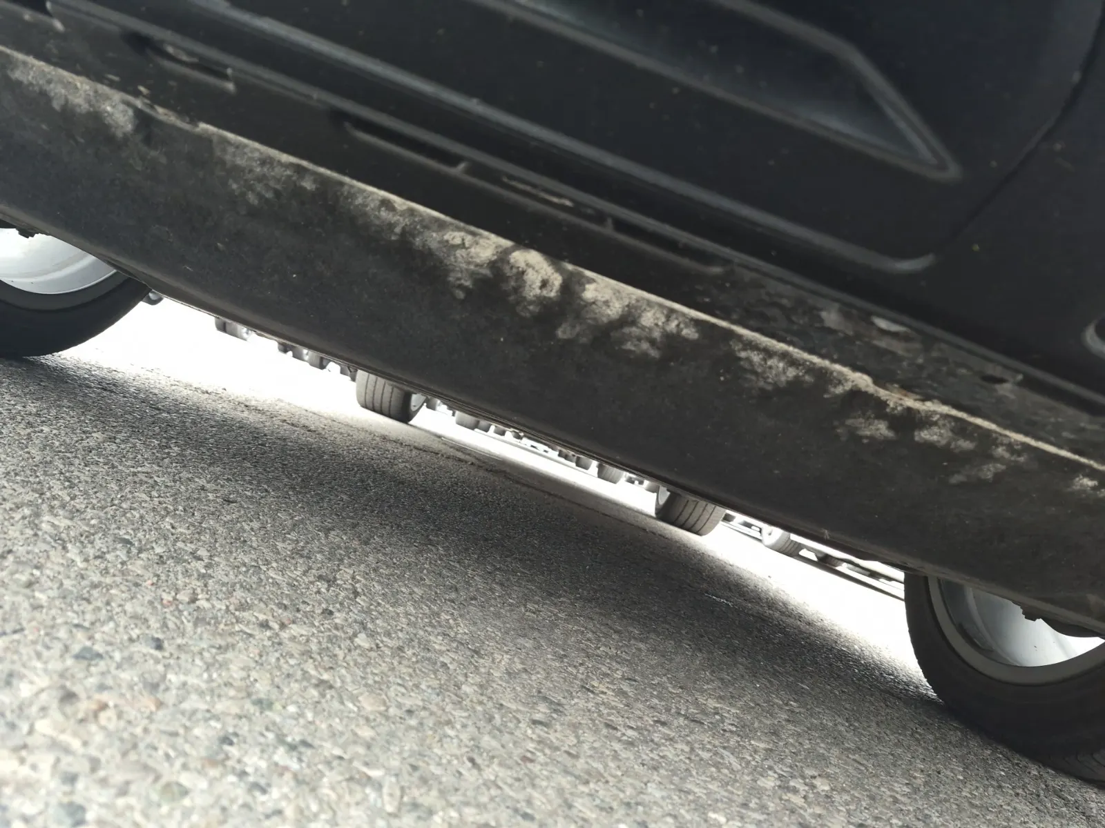 Undercarriage - Front Photo