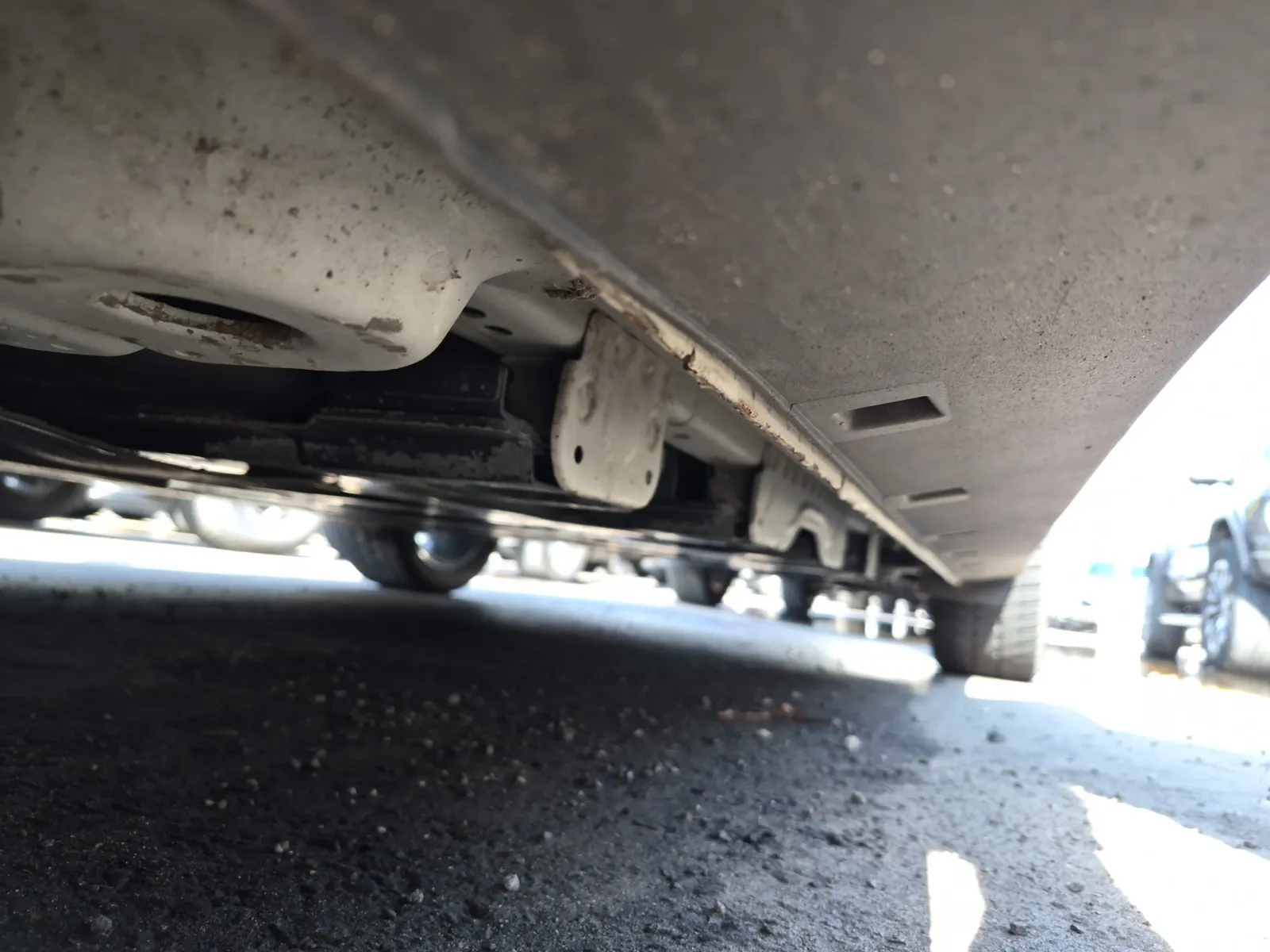 Undercarriage - Driver Photo