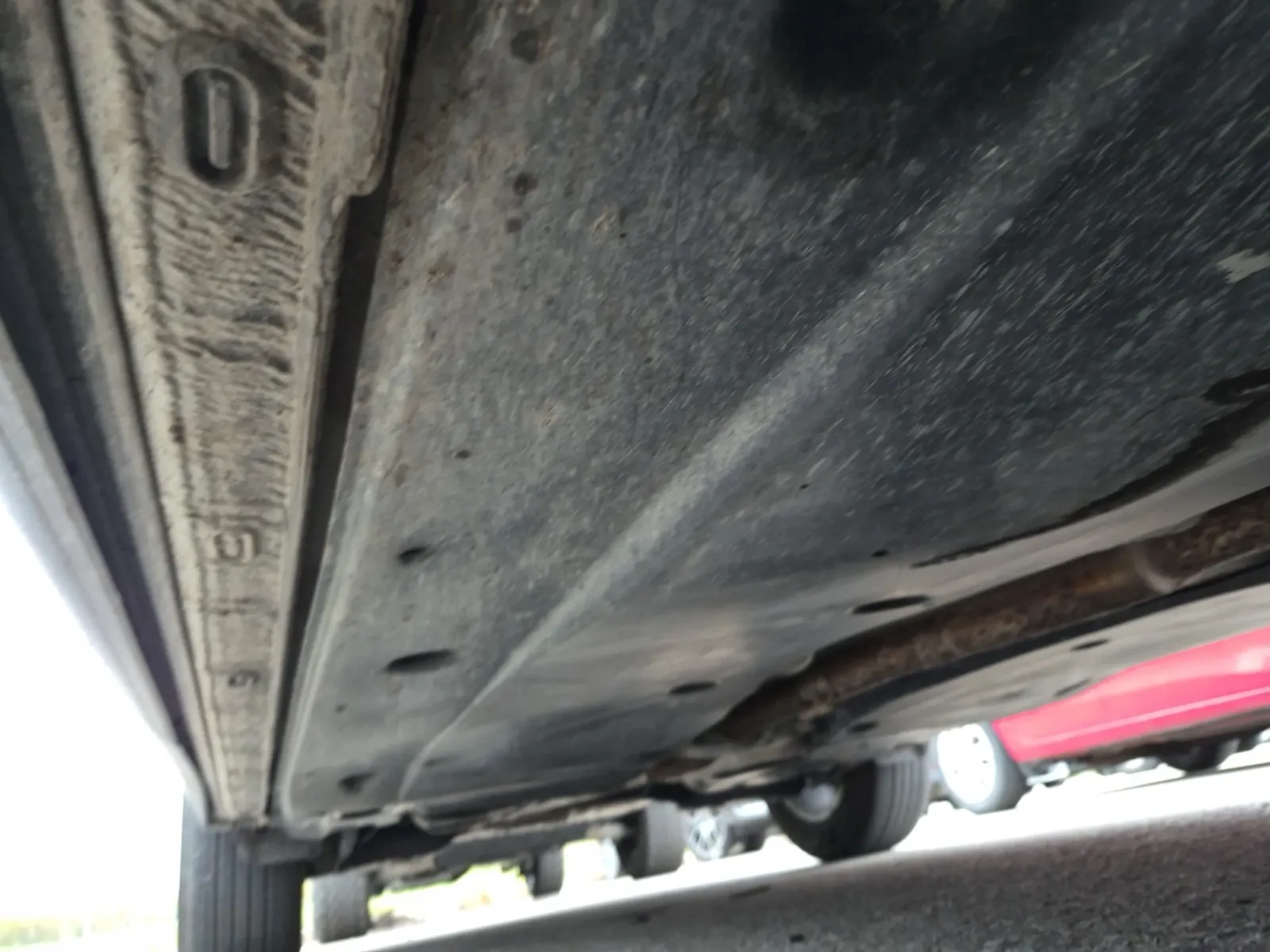 Undercarriage - Passenger Photo