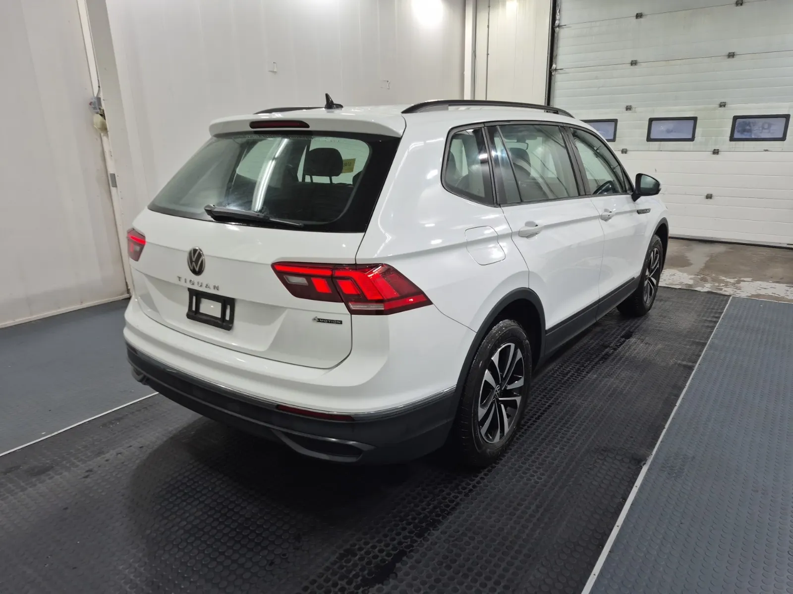 Passenger Rear 3/4 Photo