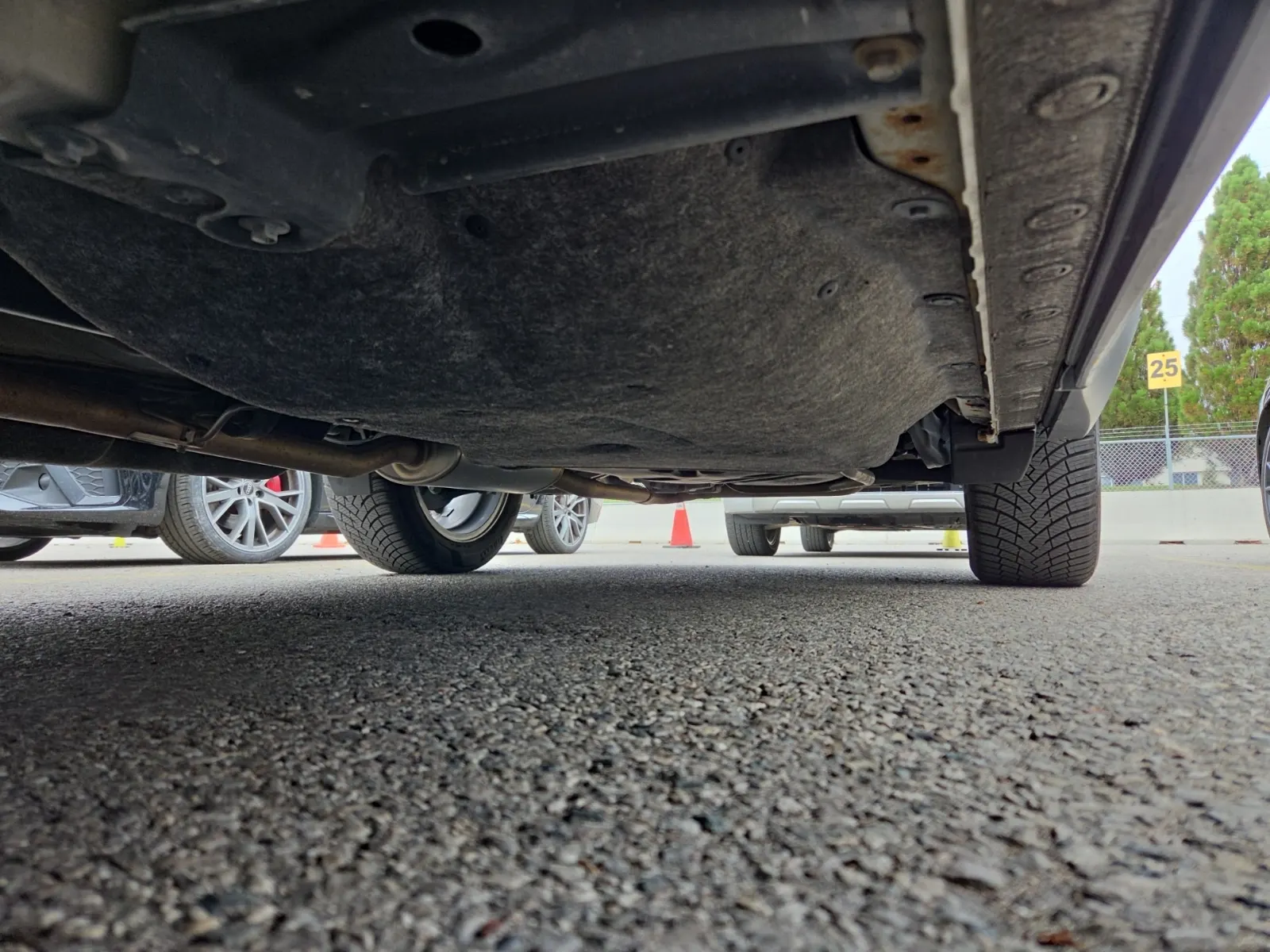 Undercarriage - Driver Photo