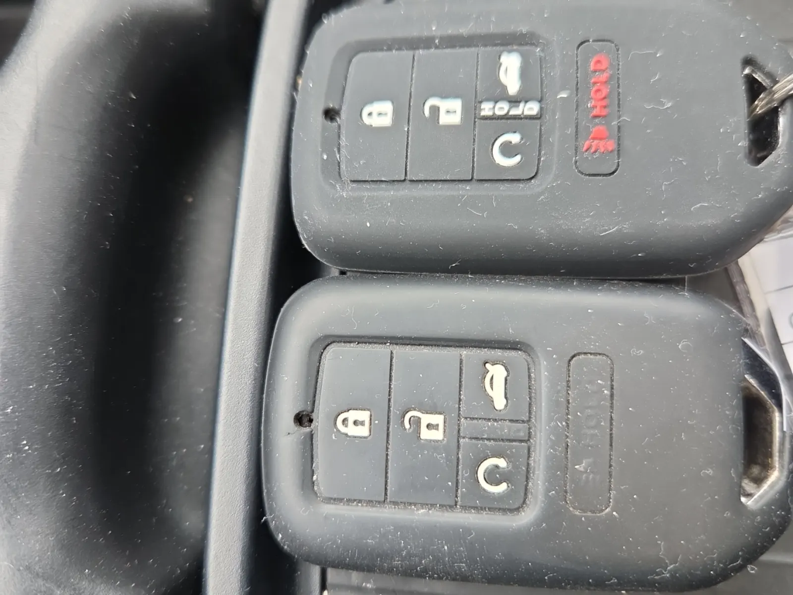Keys/Fobs/Manual Photo