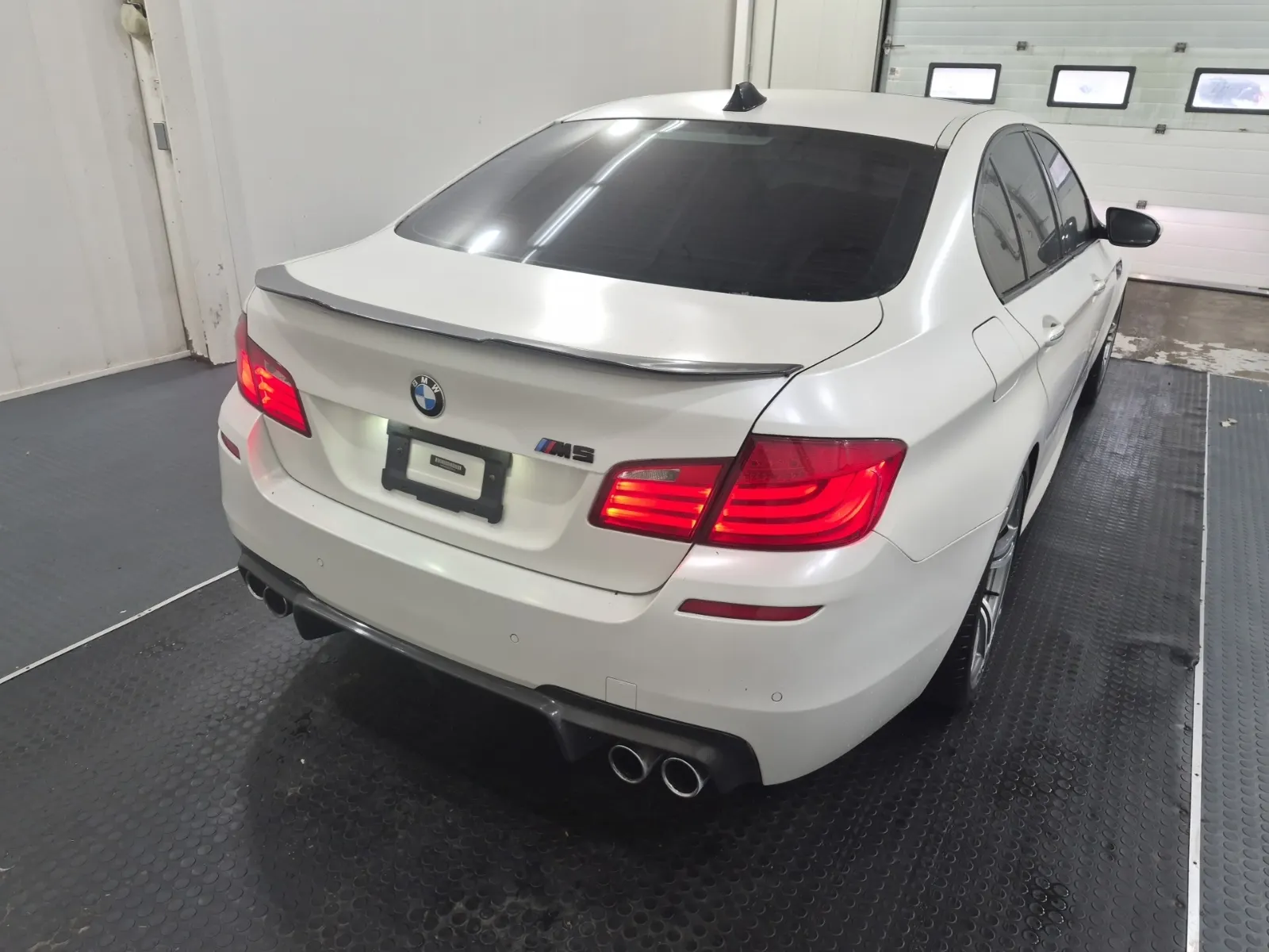 Passenger Rear 3/4 Photo