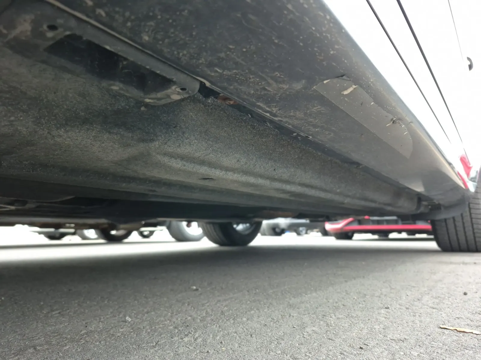 Undercarriage - Driver Photo