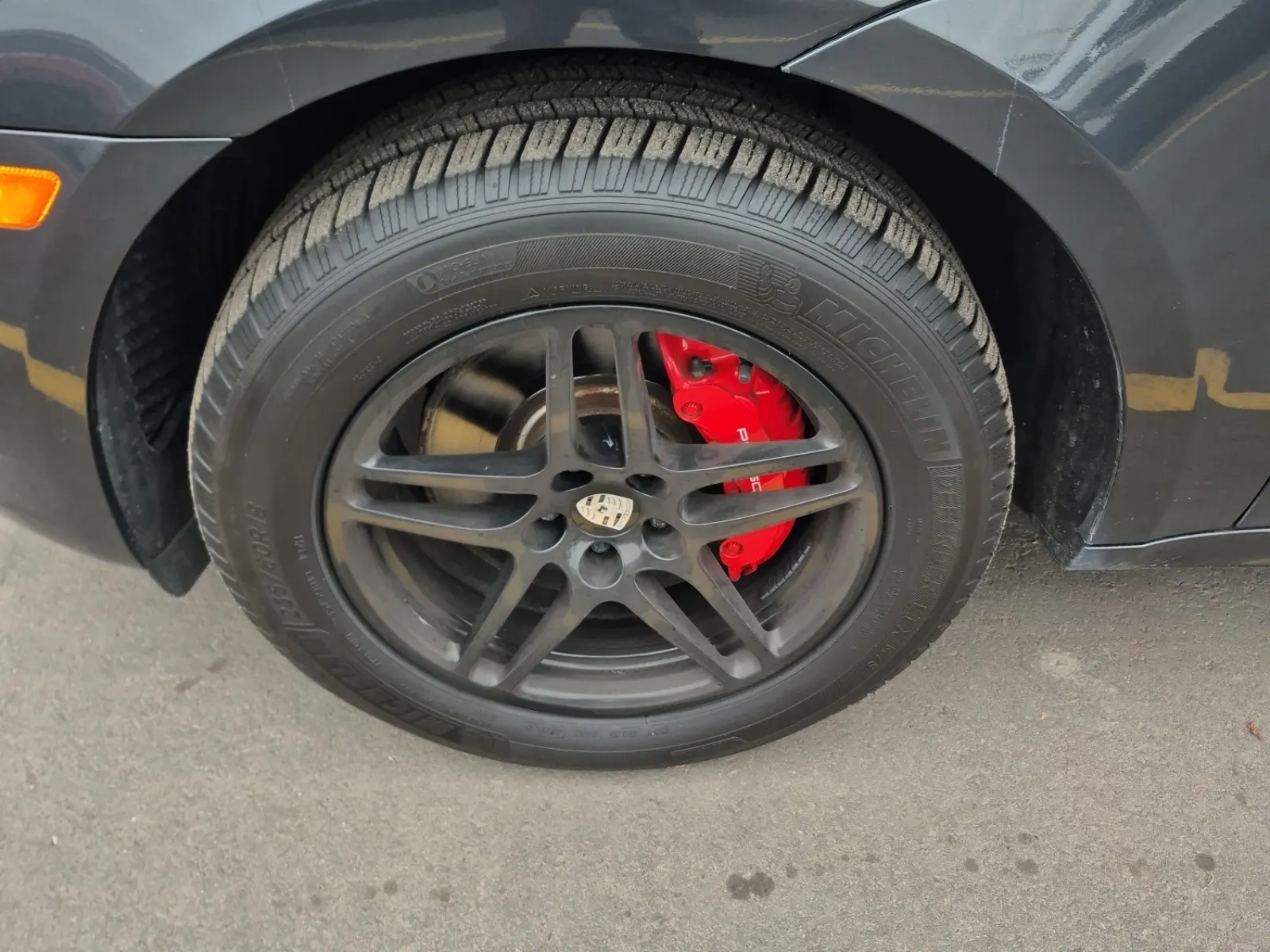 Front driver wheel/tire photo