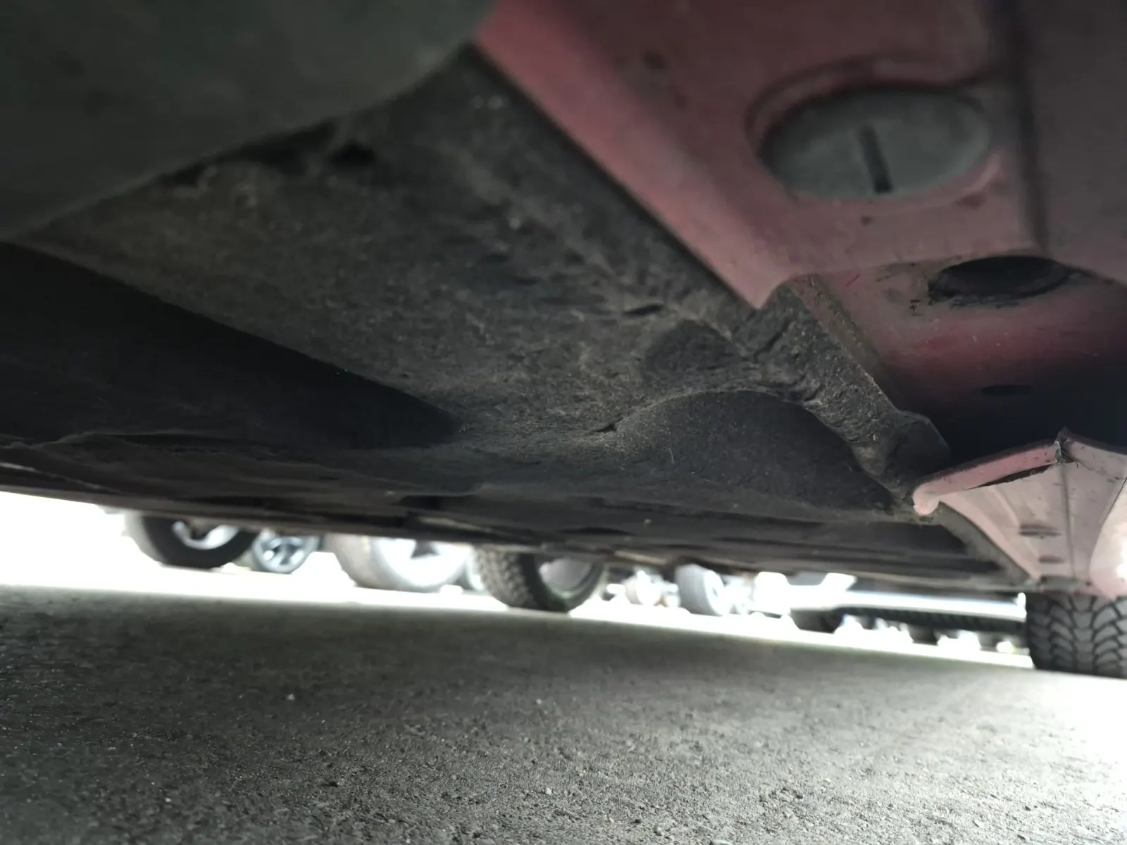 Undercarriage - Driver Photo