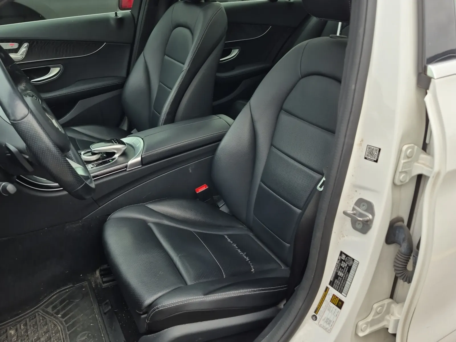 Front Interior Photo