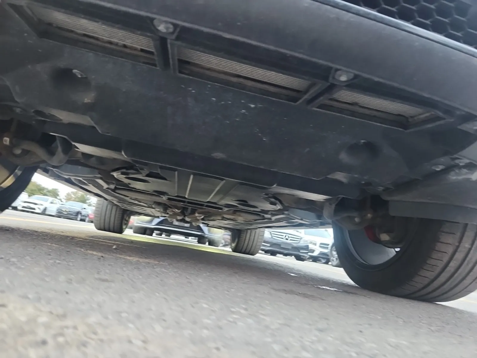 Undercarriage - Front Photo