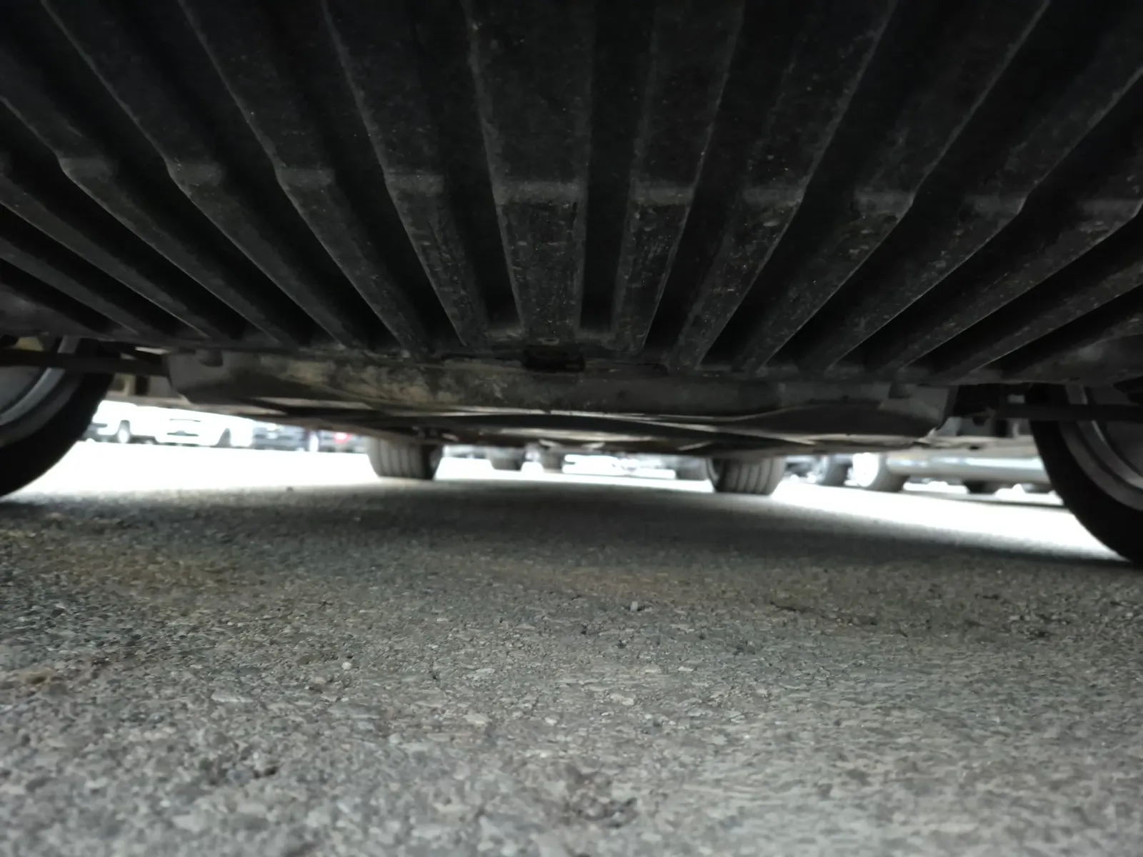 Undercarriage - Front Photo