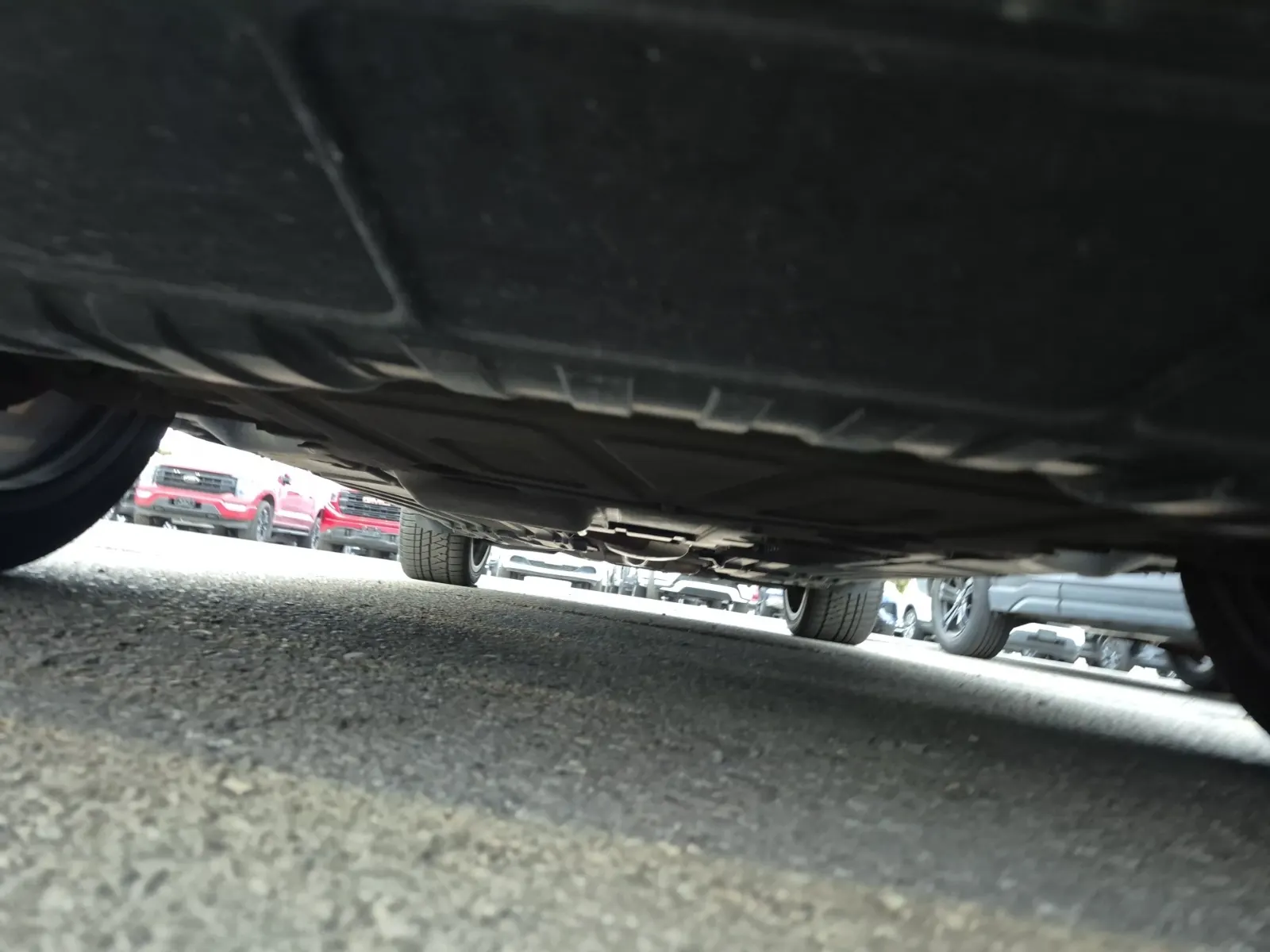Undercarriage - Front Photo