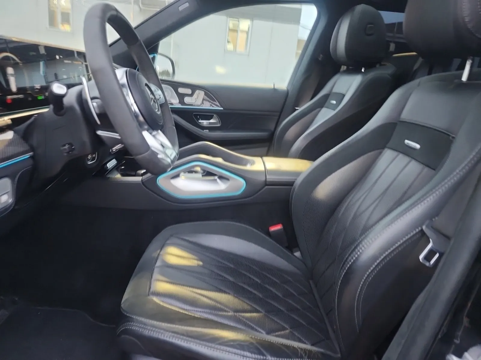 Front Interior Photo