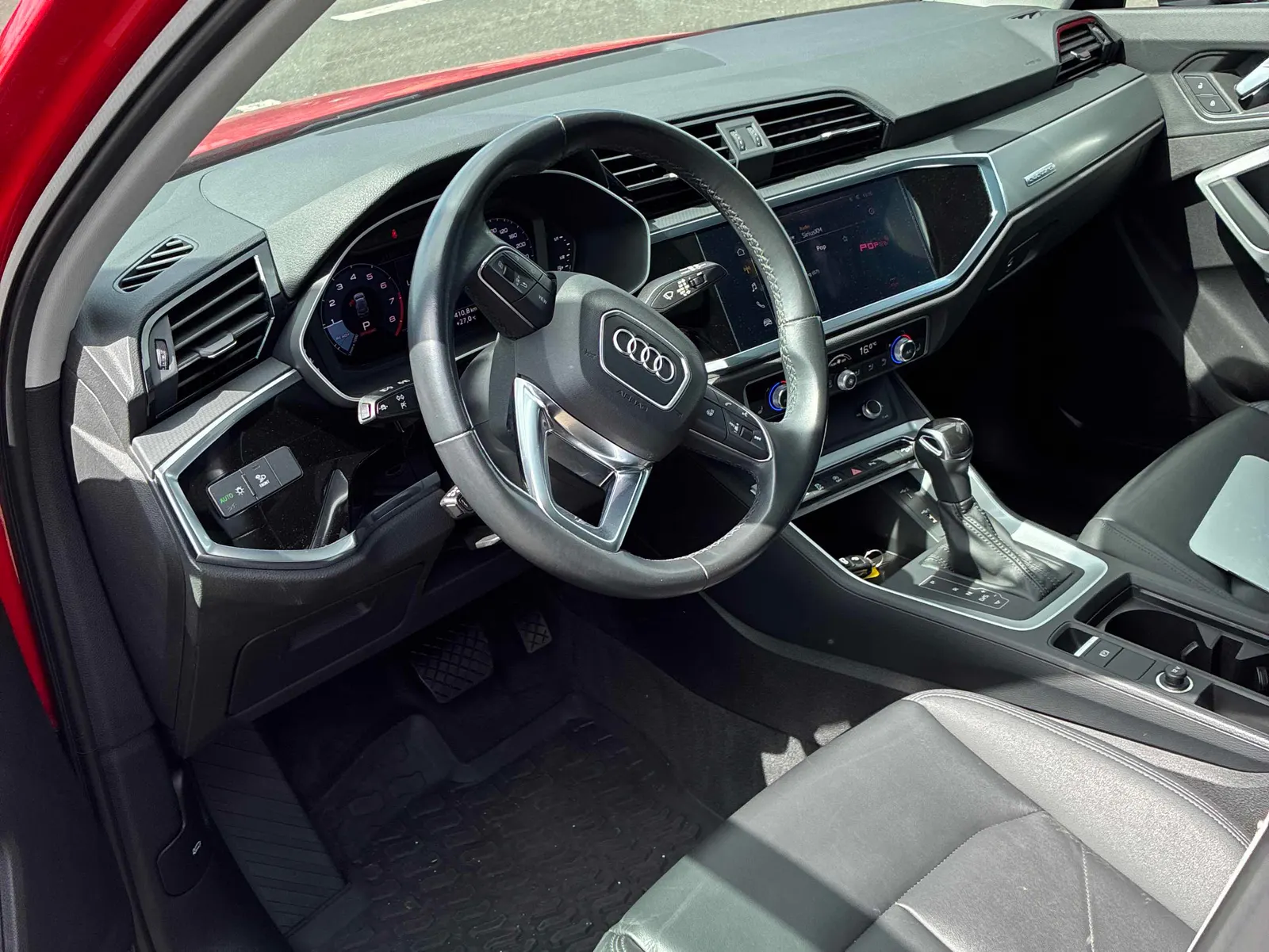 Interior driver side