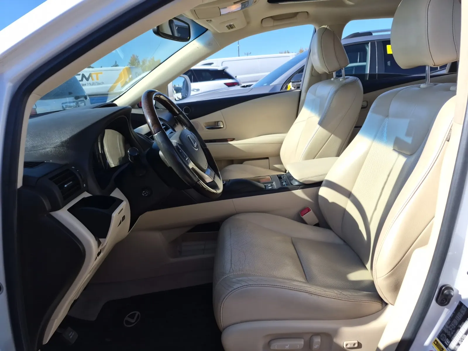 Front Interior Photo