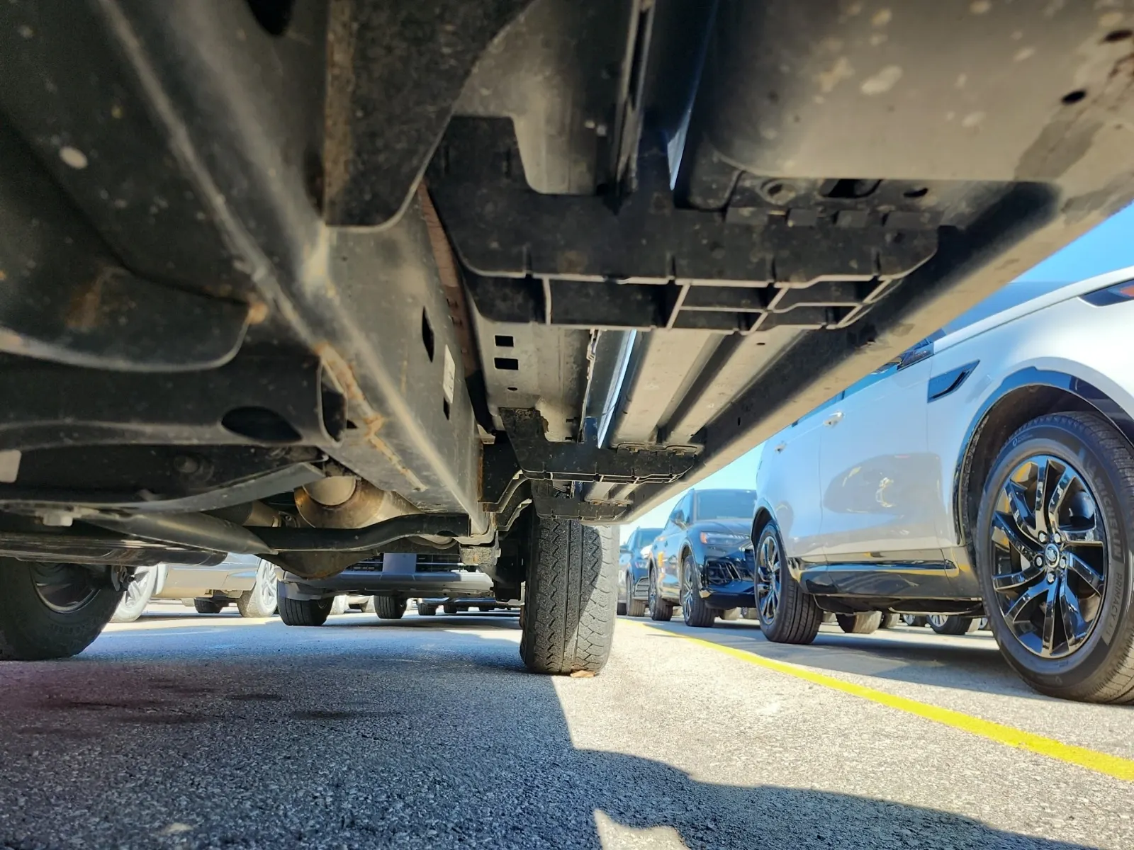 Undercarriage - Driver Photo