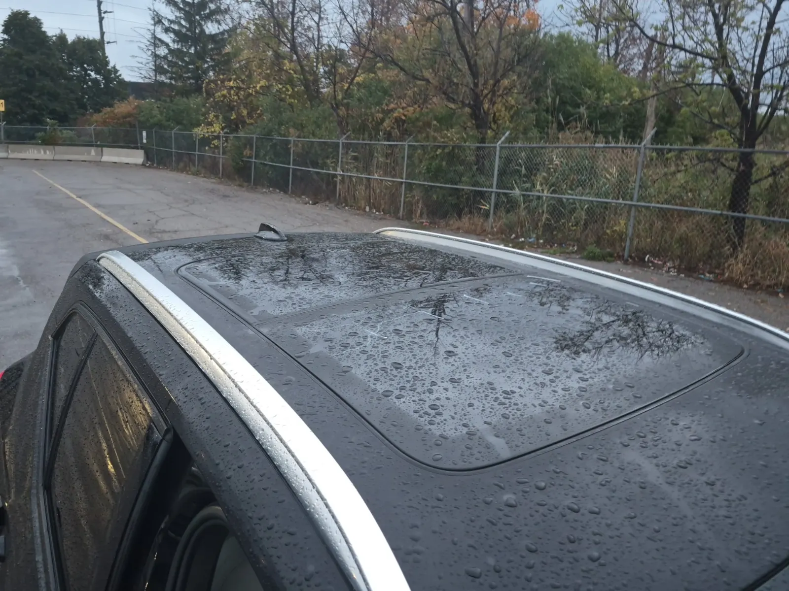 Exterior Roof Photo