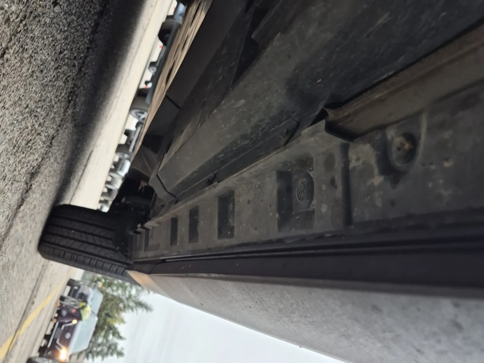 Undercarriage - Driver Photo