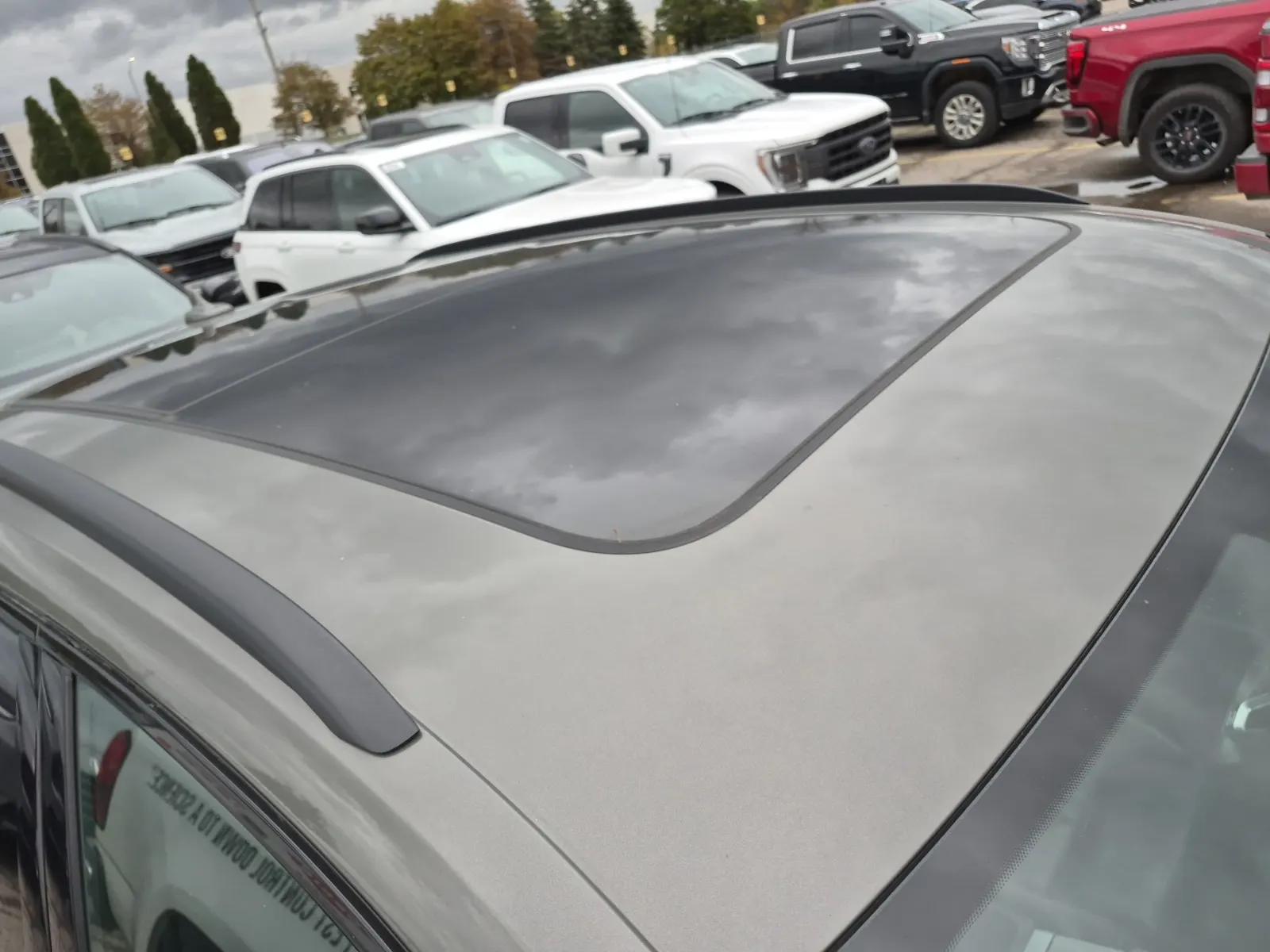 Exterior Roof Photo