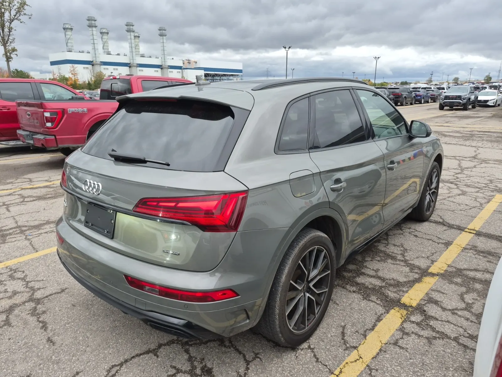 Passenger Rear 3/4 Photo