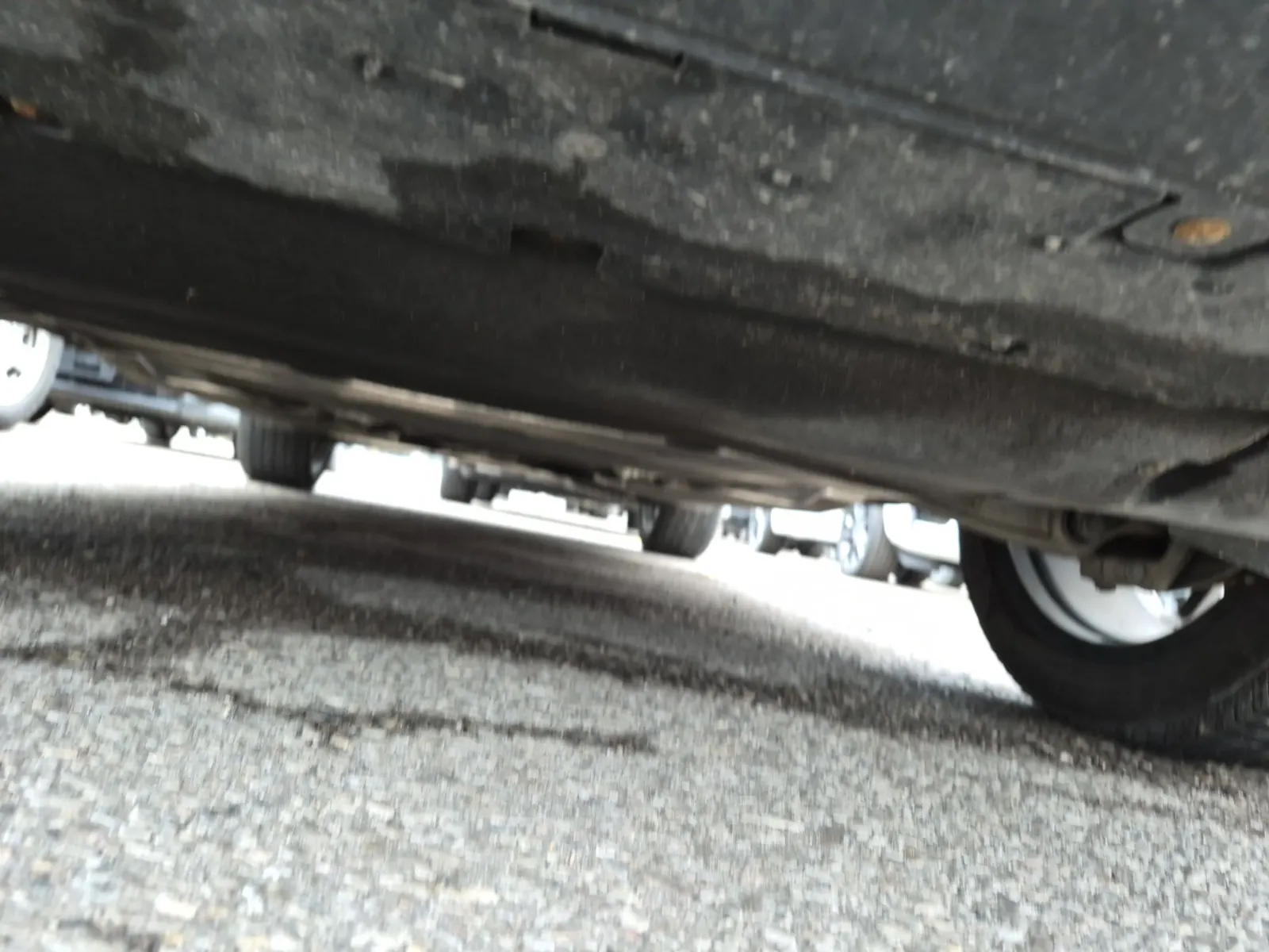 Undercarriage - Front Photo