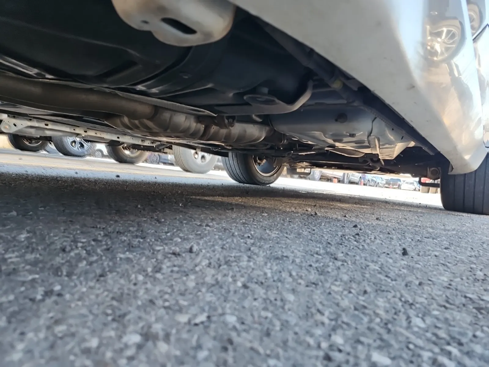 Undercarriage - Passenger Photo