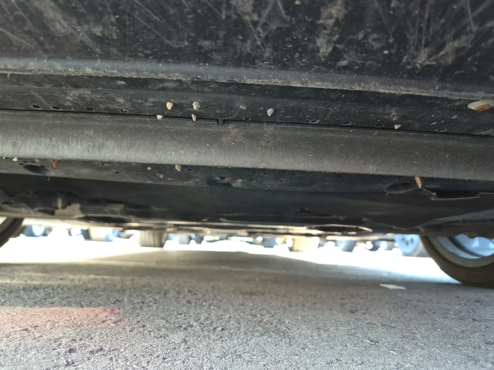 Undercarriage - Front Photo