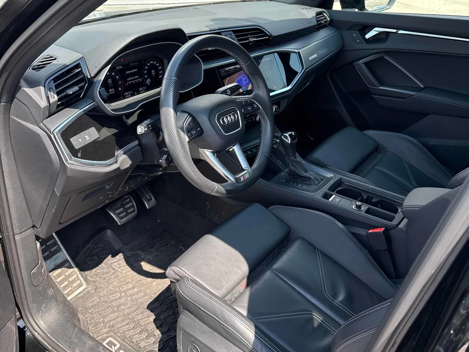 Interior driver side