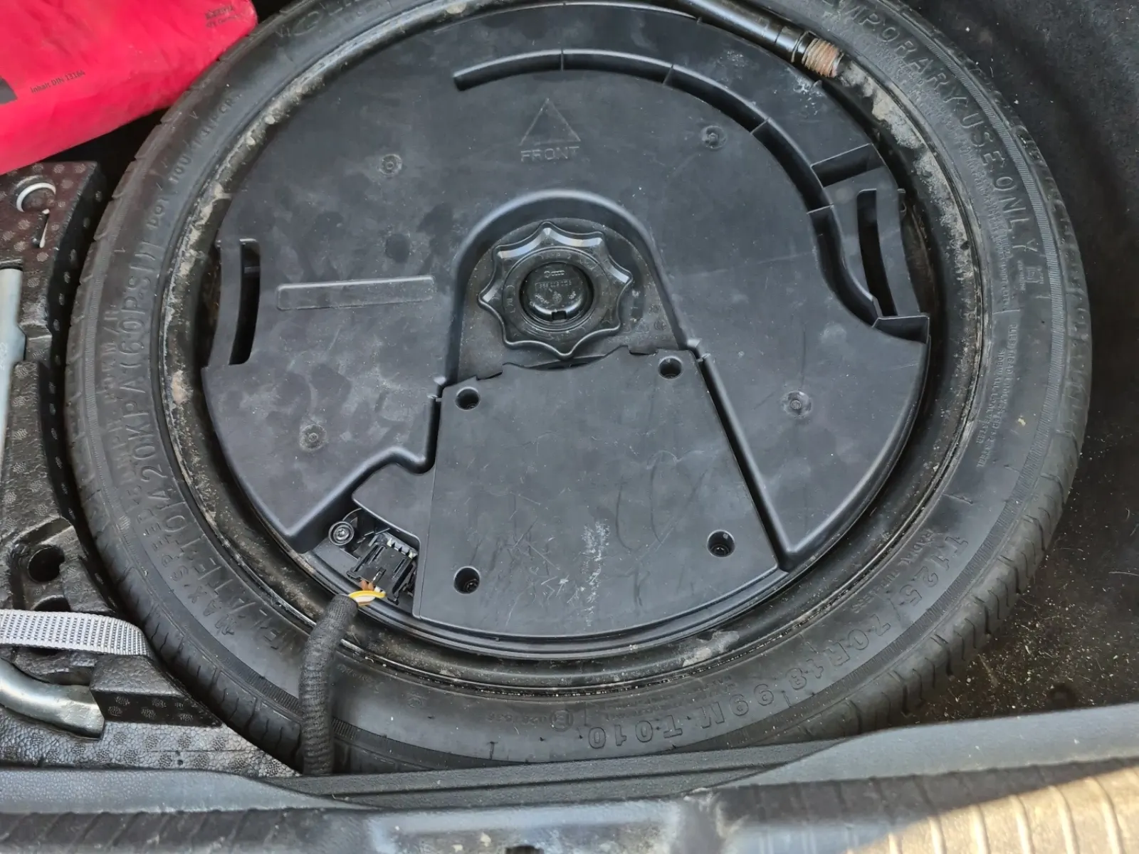 Spare Tire & Wheel Photo