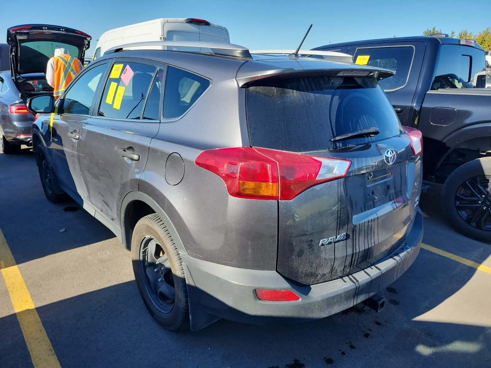 Driver Rear 3/4 Photo