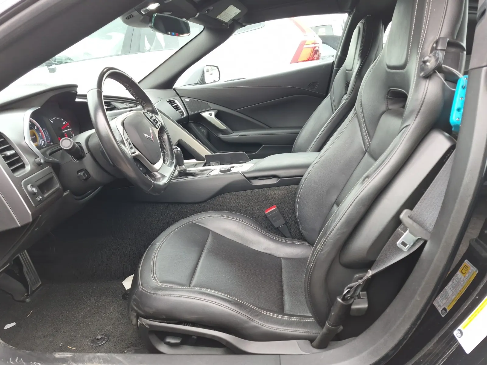 Front Interior Photo