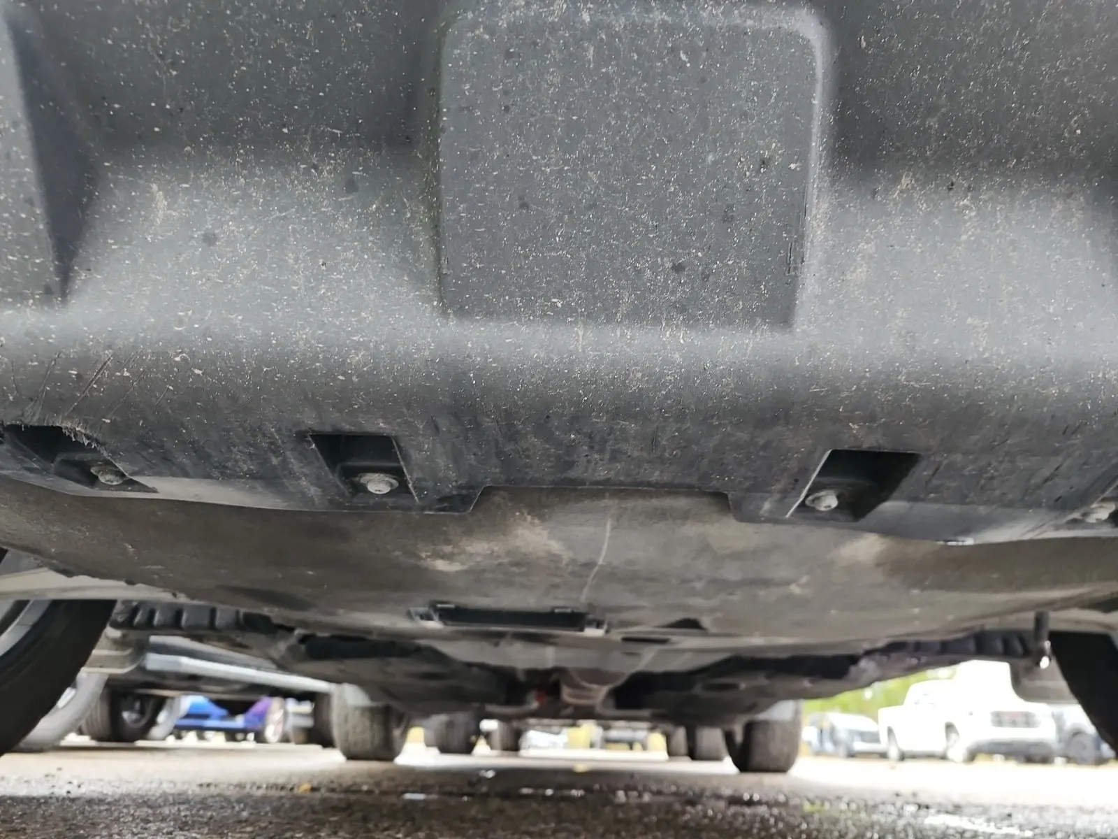 Undercarriage - Front Photo