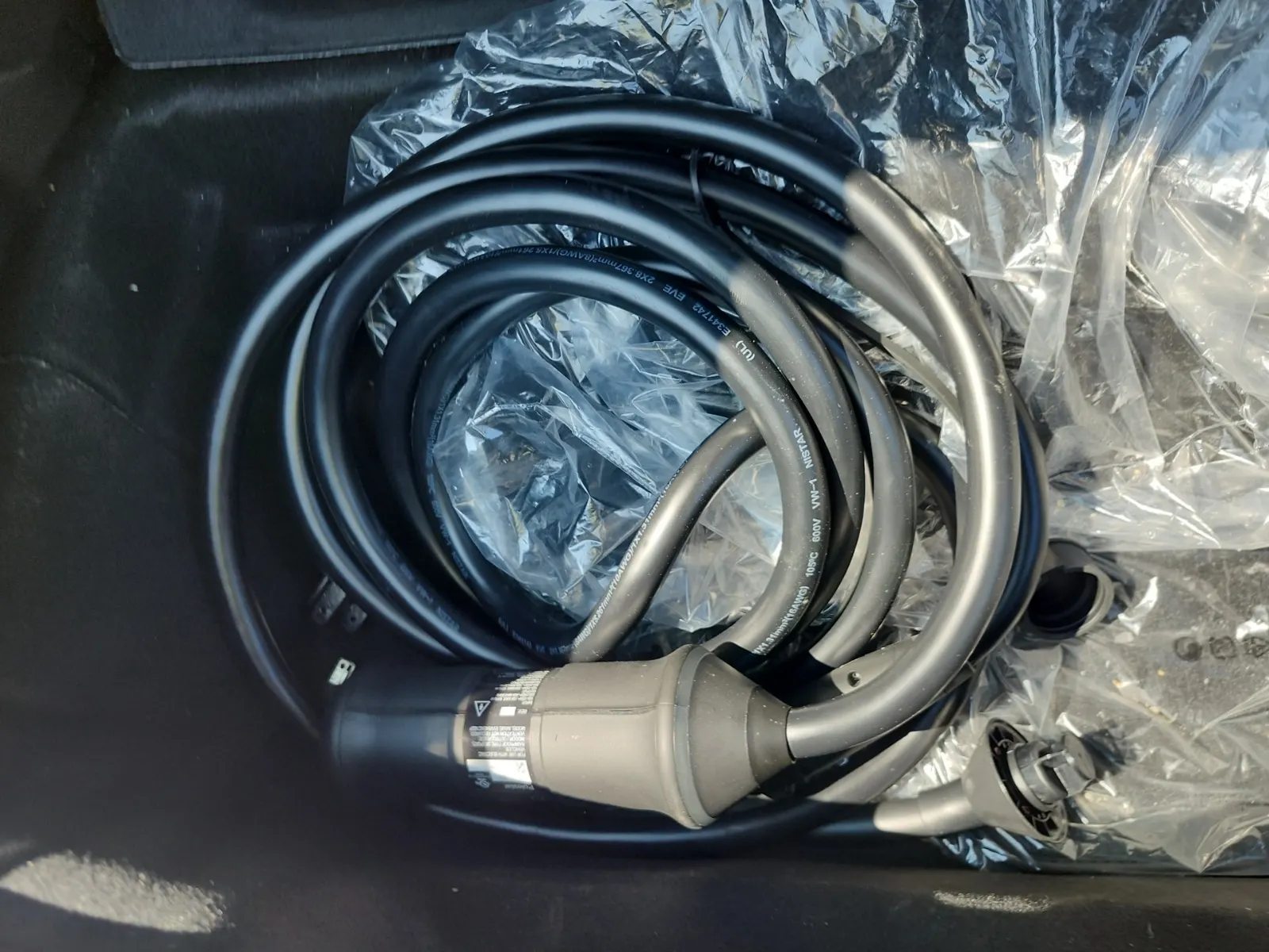 Charging Cable Photo