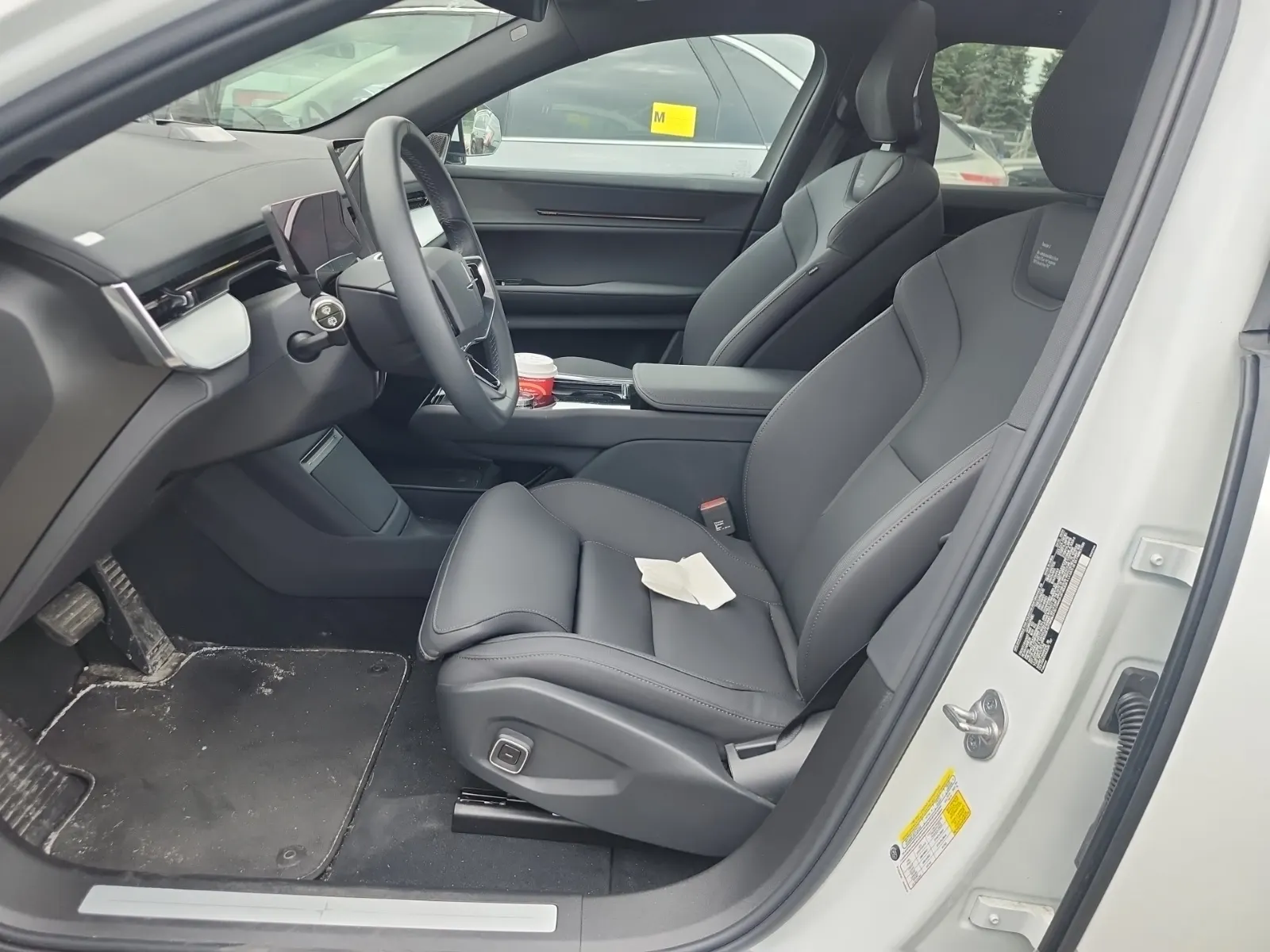 Front Interior Photo