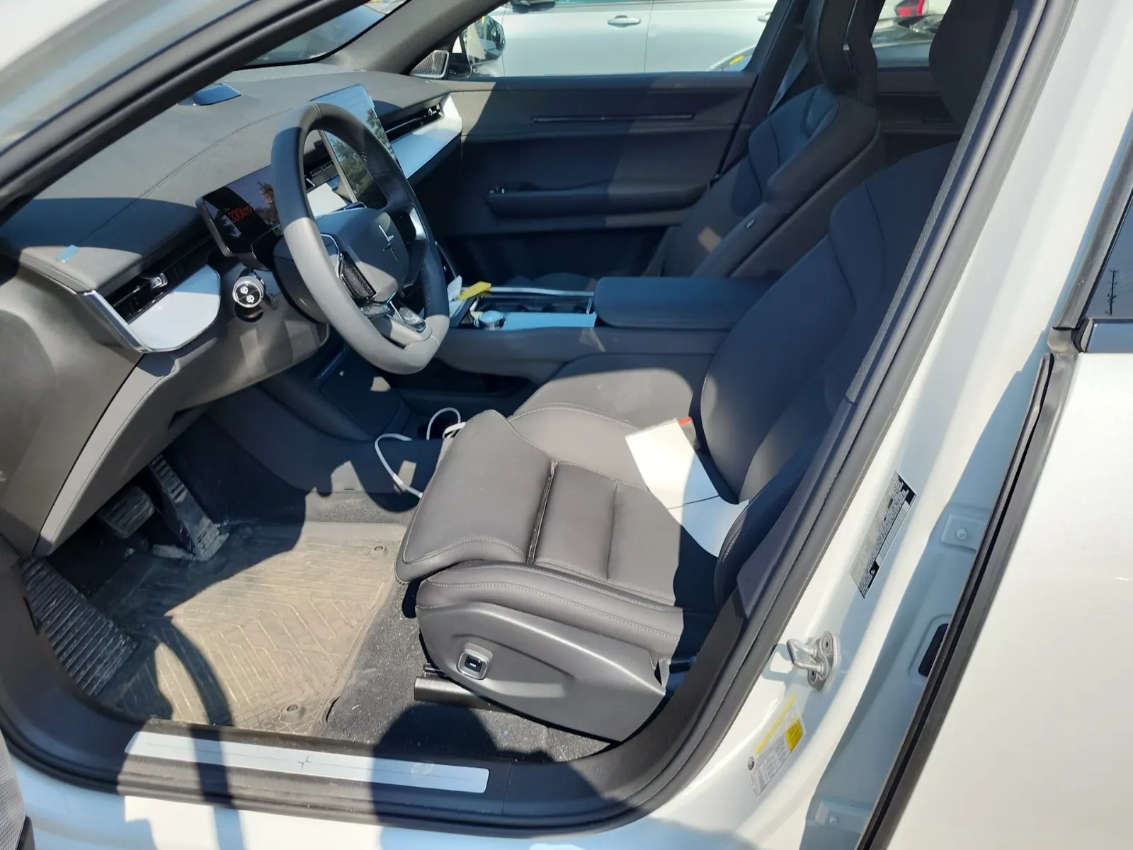 Front Interior Photo