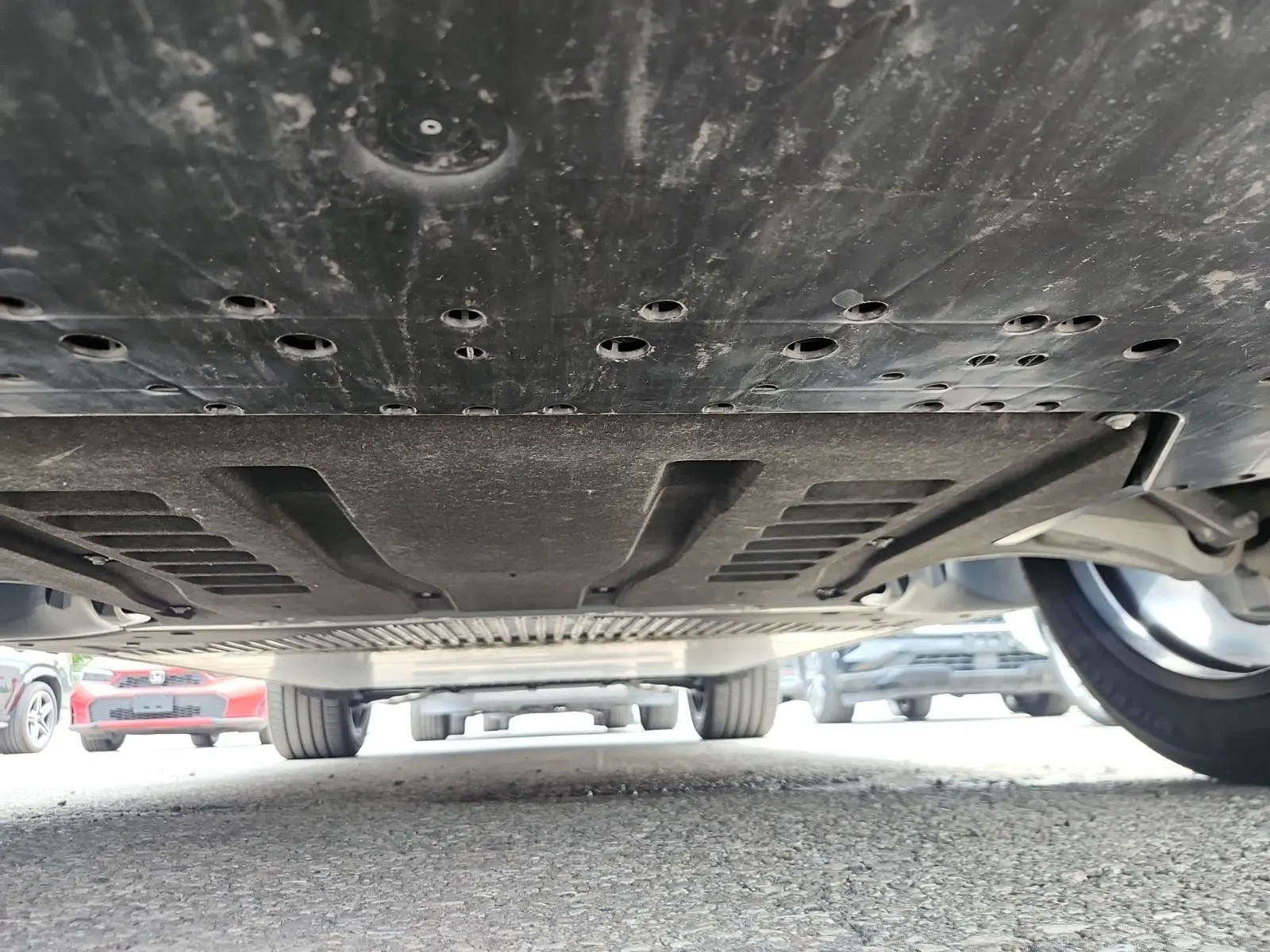 Undercarriage - Front Photo