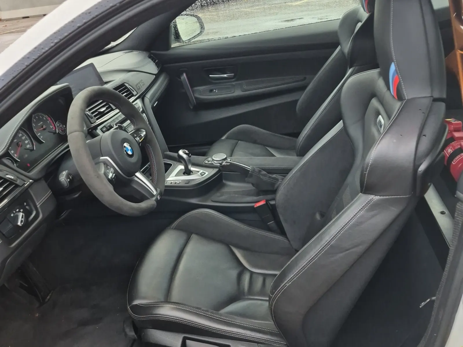 Front Interior Photo