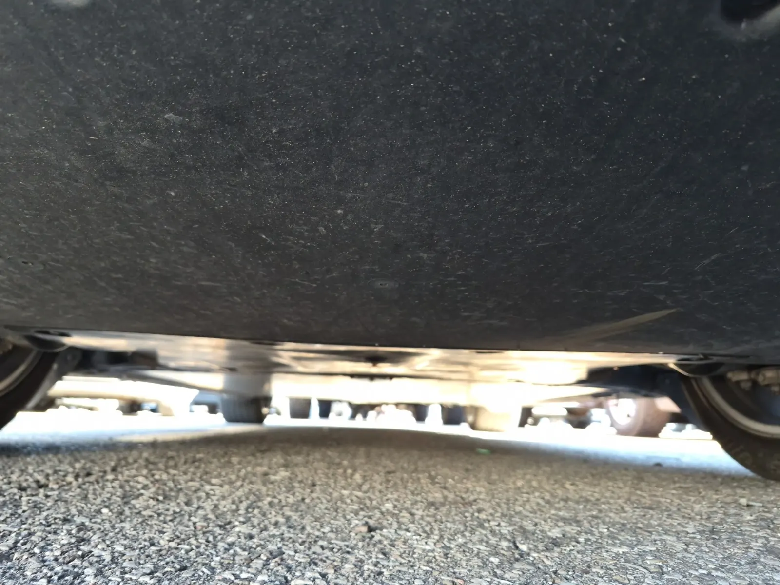 Undercarriage - Front Photo