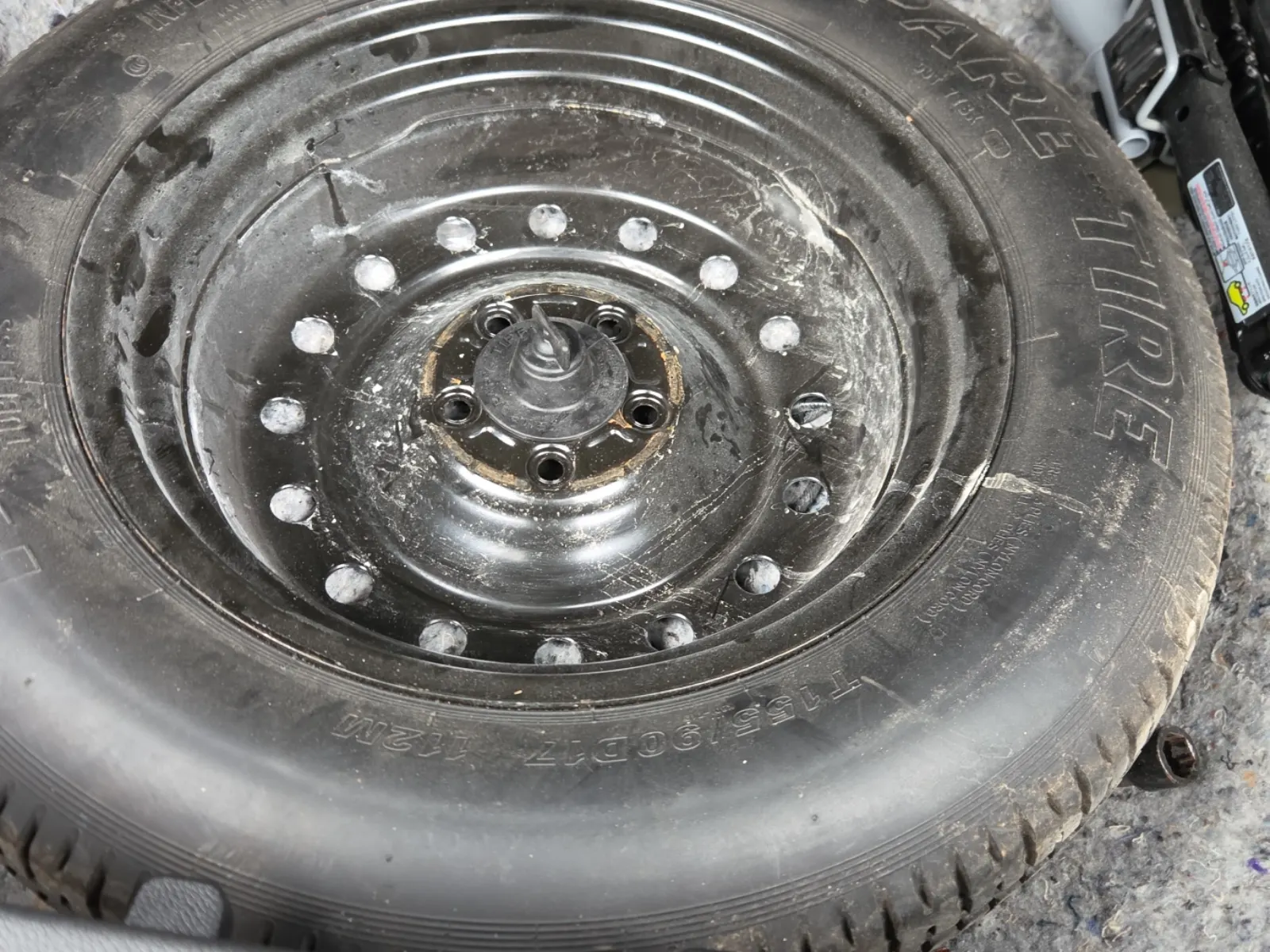 Spare Tire & Wheel Photo