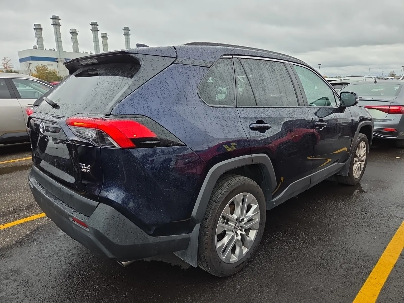 Passenger Rear 3/4 Photo