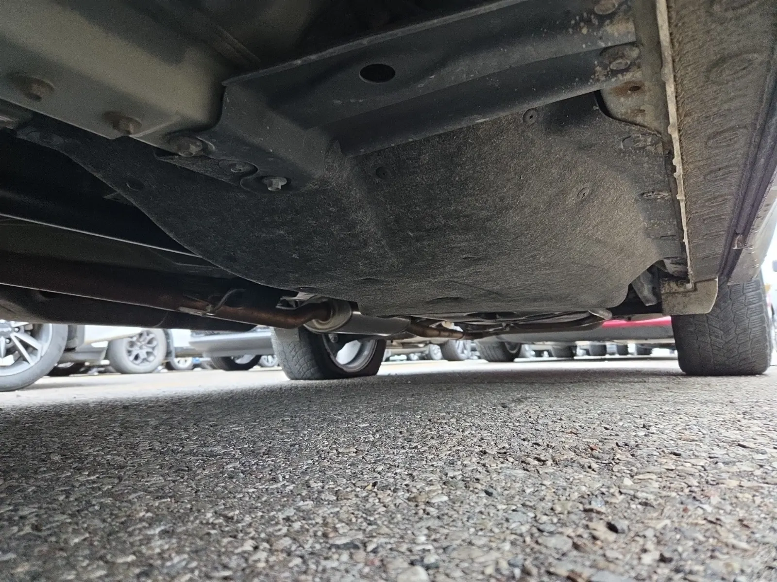 Undercarriage - Driver Photo