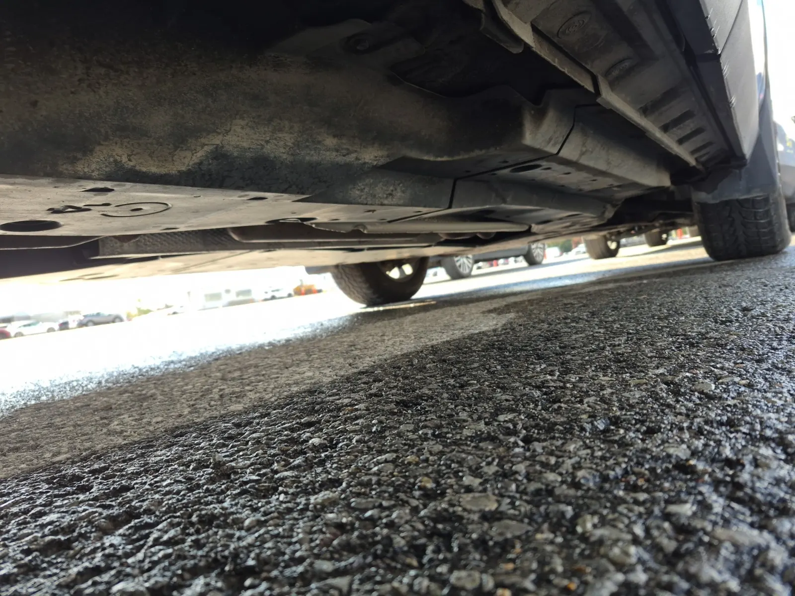 Undercarriage - Passenger Photo