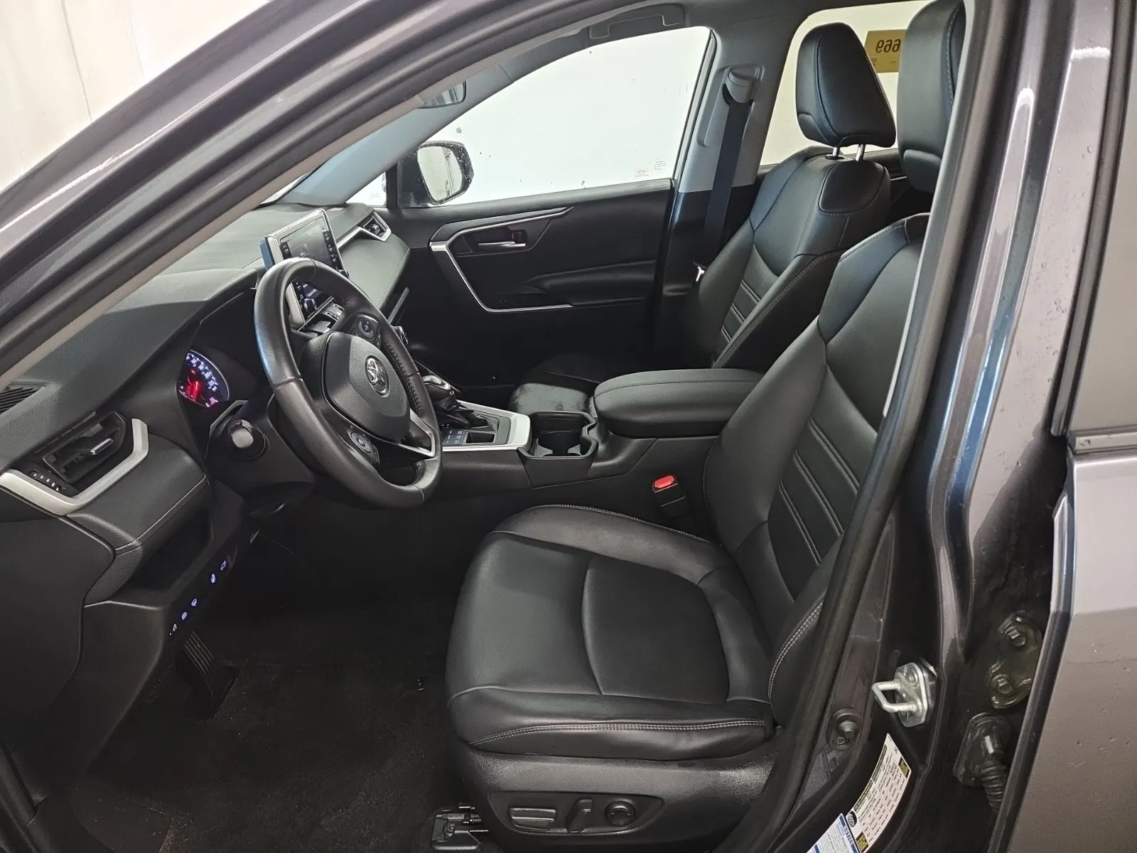 Front Interior Photo