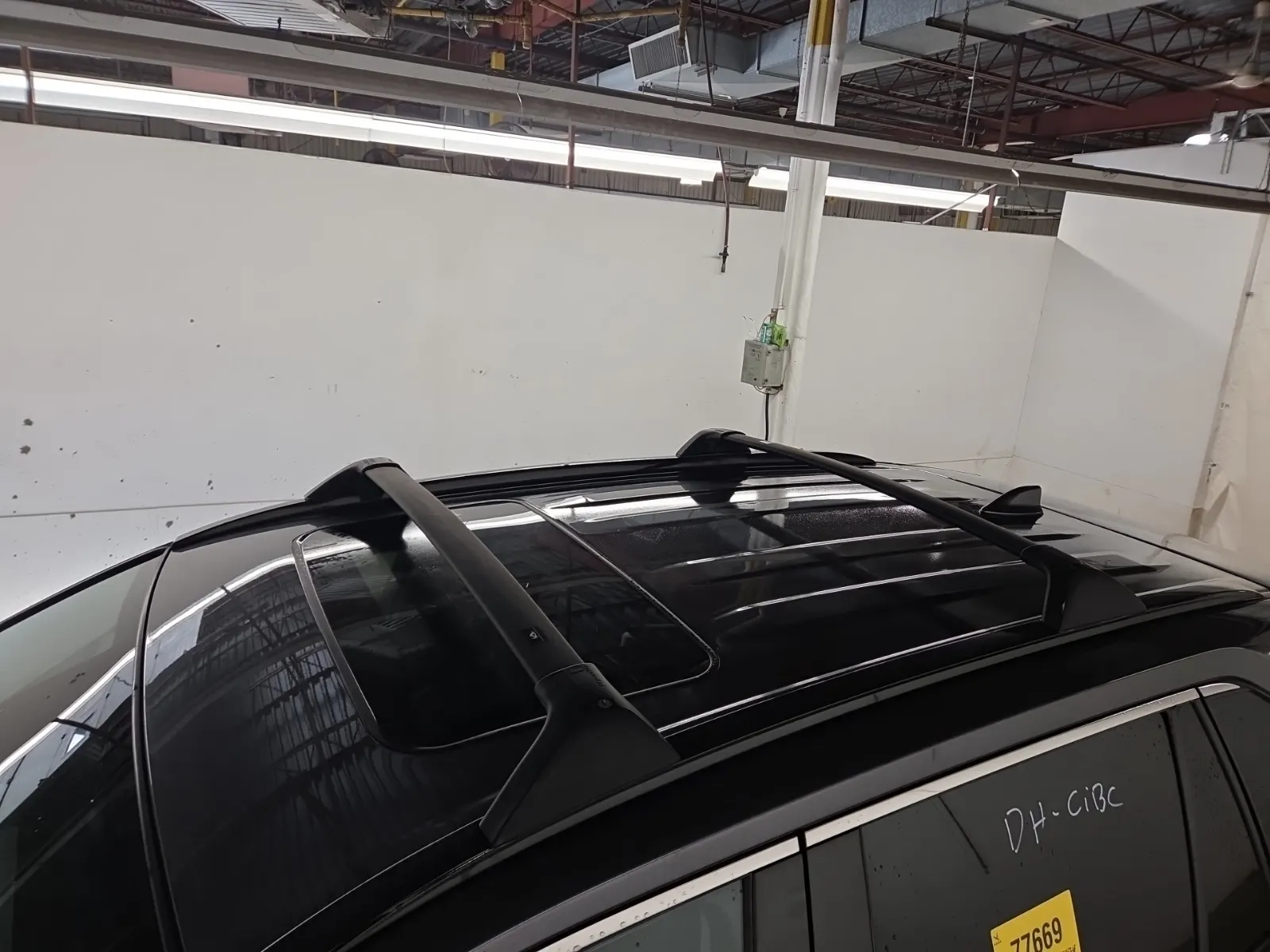 Exterior Roof Photo