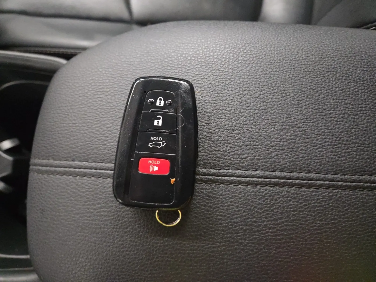 Keys/Fobs/Manual Photo