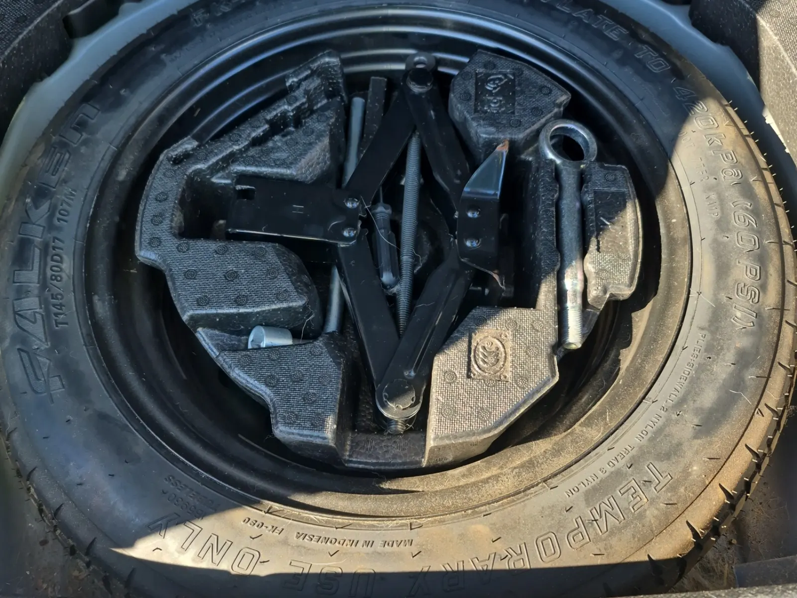 Spare Tire & Wheel Photo