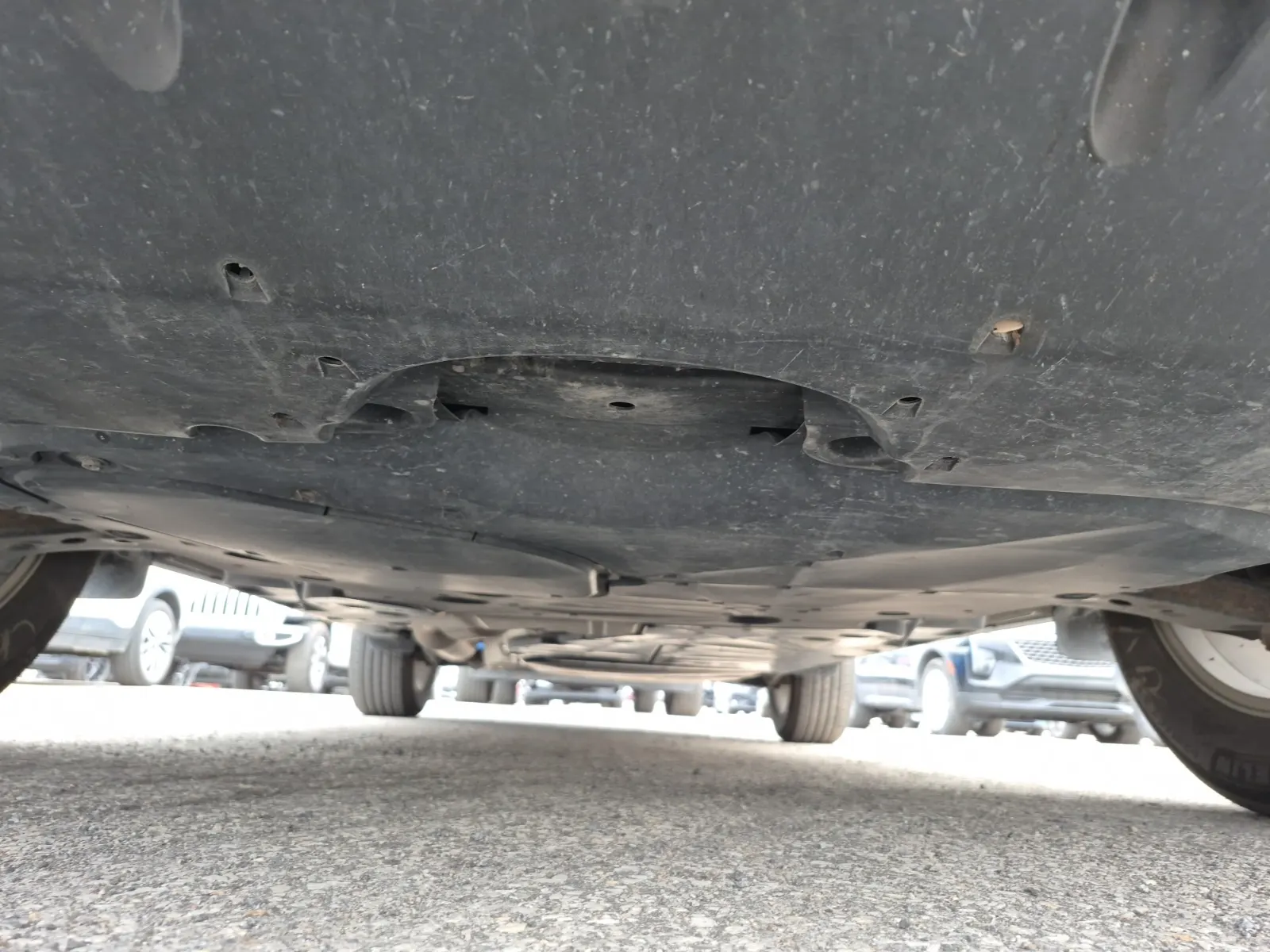 Undercarriage - Front Photo